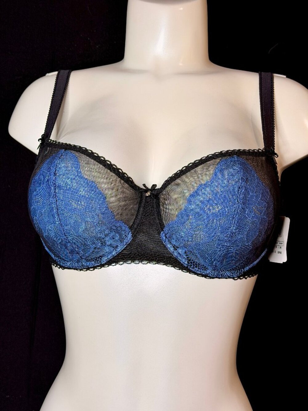 AUBADE 1/2 CUP MOLDED PLUNGE BRA